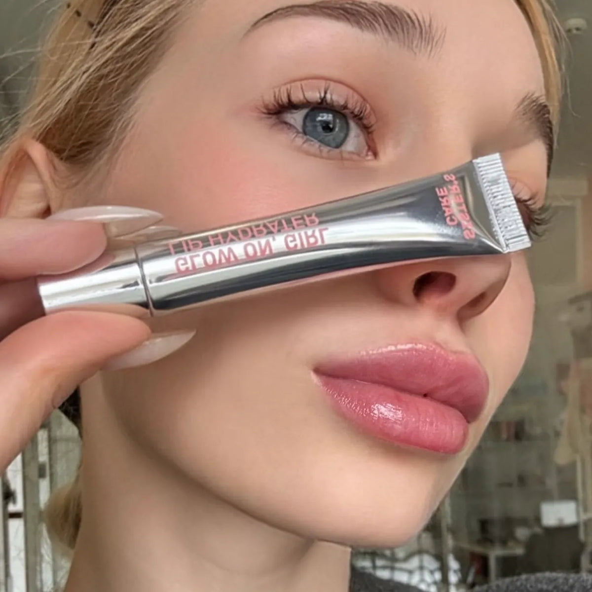 Lip Balm Lip Hydrater GLOW ON, GIRL