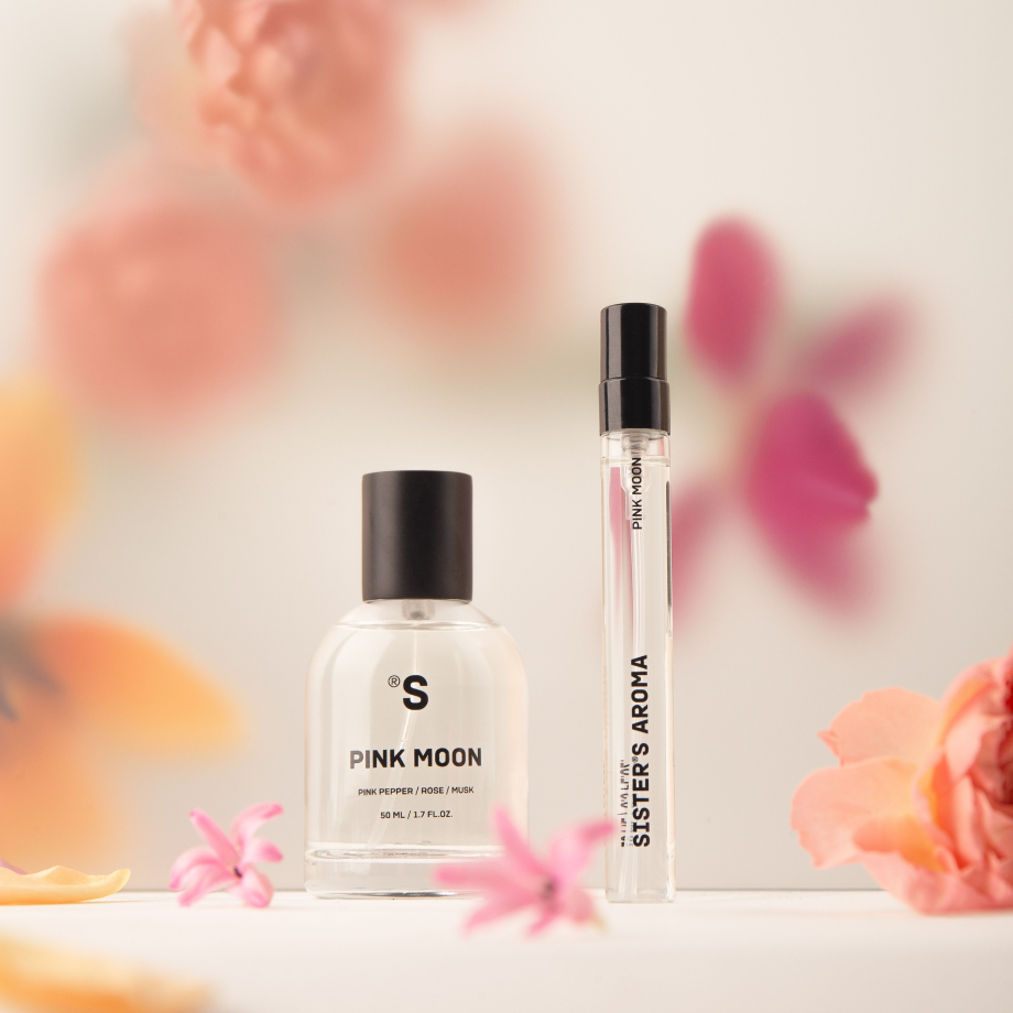 Perfume PINK MOON